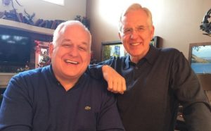 Tom Christofferson condivide il suo viaggio nel discepolato come membro della comunità LGBT+