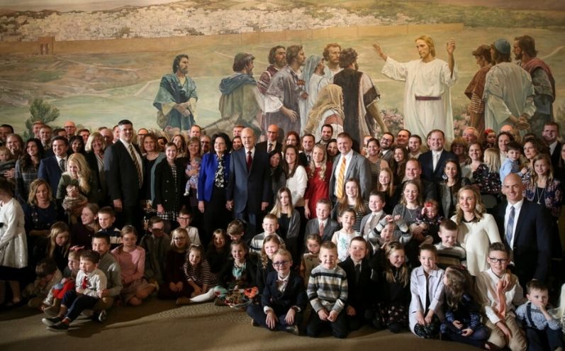 Famiglia di Presidente Russell M. Nelson