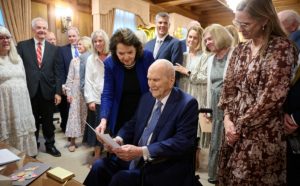 Russell M. Nelson scrive un articolo per la rivista TIME